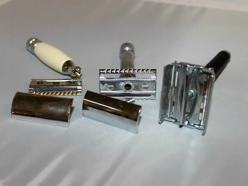 Accessibility and Availability:Double Edge Razors vs. Cartridges
